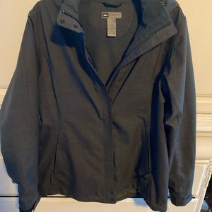 REI women’s large coat- polyester shell with nylon lining